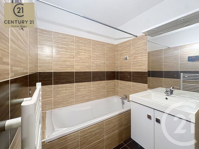 Appartement F5 à vendre - 5 pièces - 113.91 m2 - LIMOGES - 87 - LIMOUSIN - Century 21 Victor Hugo