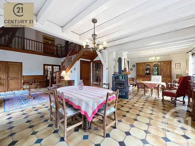 maison à vendre - 5 pièces - 175.19 m2 - ST HILAIRE LES PLACES - 87 - LIMOUSIN - Century 21 Victor Hugo