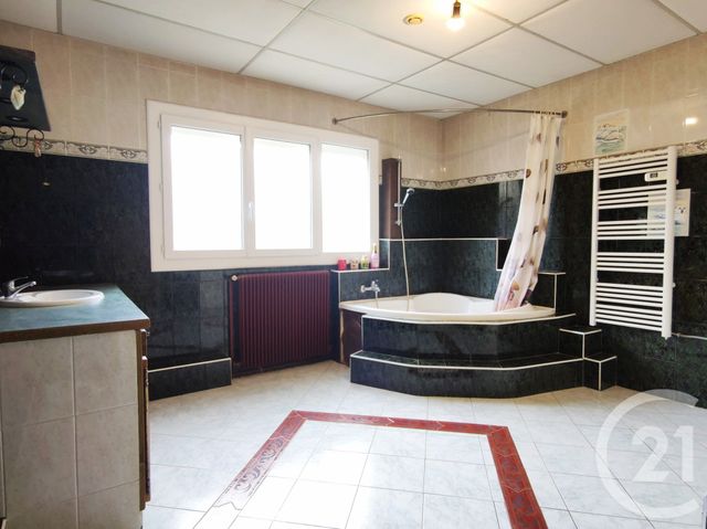 Afficher la photo en grand maison à vendre - 5 pièces - 250.0 m2 - LA MEYZE - 87 - LIMOUSIN - Century 21 Victor Hugo