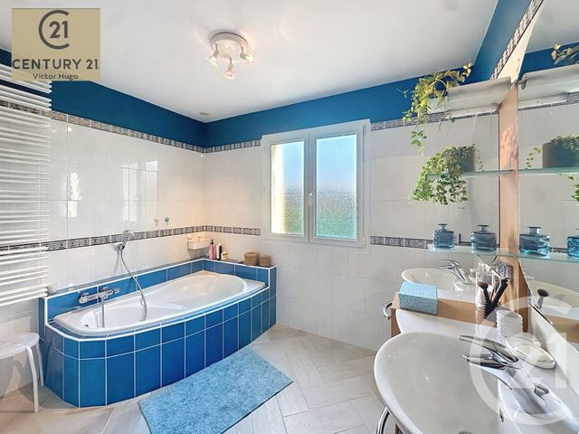 maison à vendre - 5 pièces - 165.92 m2 - AIXE SUR VIENNE - 87 - LIMOUSIN - Century 21 Victor Hugo