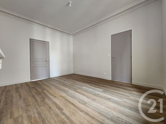 Appartement F1 à louer - 1 pièce - 32.87 m2 - LIMOGES - 87 - LIMOUSIN - Century 21 Victor Hugo