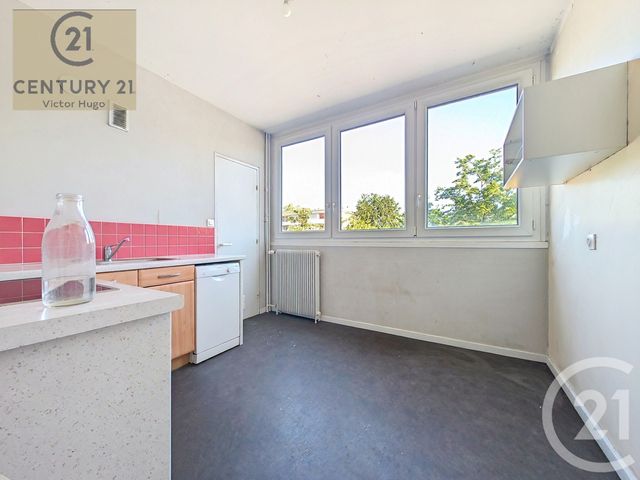 Appartement T4 à vendre - 4 pièces - 70.98 m2 - LIMOGES - 87 - LIMOUSIN - Century 21 Victor Hugo