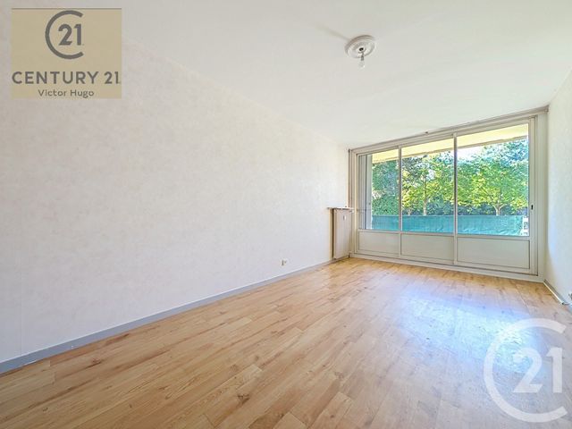Appartement T4 à vendre - 4 pièces - 70.98 m2 - LIMOGES - 87 - LIMOUSIN - Century 21 Victor Hugo