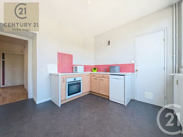 Appartement T4 à vendre - 4 pièces - 70.98 m2 - LIMOGES - 87 - LIMOUSIN - Century 21 Victor Hugo