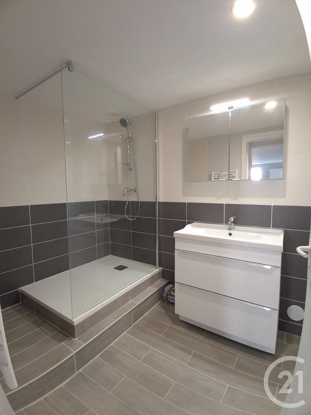 Appartement F2 à louer - 2 pièces - 68.49 m2 - LIMOGES - 87 - LIMOUSIN - Century 21 Victor Hugo