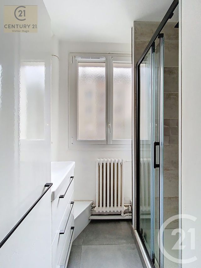 Appartement F3 à vendre - 3 pièces - 55.6 m2 - LIMOGES - 87 - LIMOUSIN - Century 21 Victor Hugo