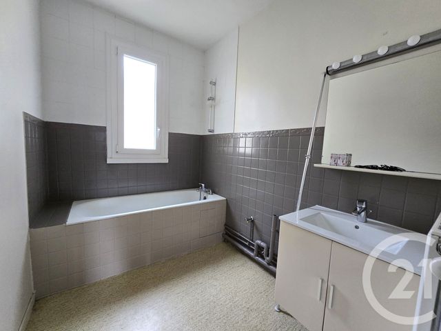 Appartement F2 à louer - 2 pièces - 51.57 m2 - ISLE - 87 - LIMOUSIN - Century 21 Victor Hugo