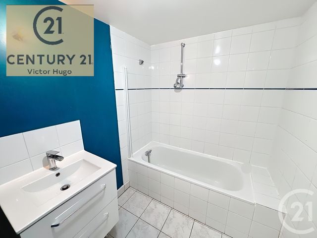 Appartement F2 à vendre - 2 pièces - 48.45 m2 - CONDAT SUR VIENNE - 87 - LIMOUSIN - Century 21 Victor Hugo