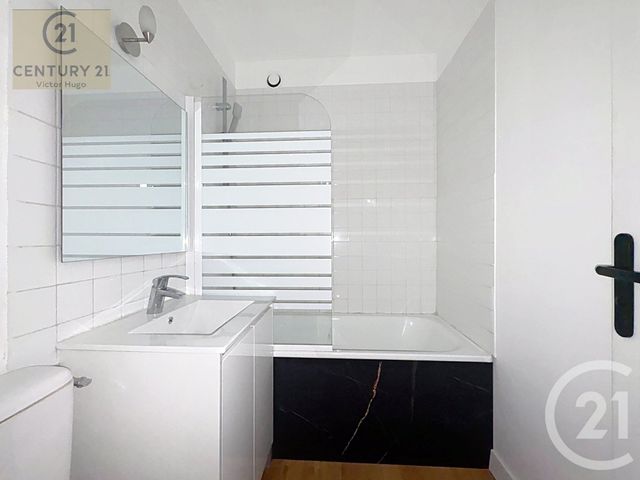 Appartement F2 à vendre - 2 pièces - 48.13 m2 - LIMOGES - 87 - LIMOUSIN - Century 21 Victor Hugo