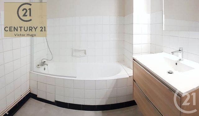 Appartement F2 à vendre - 2 pièces - 52.72 m2 - LIMOGES - 87 - LIMOUSIN - Century 21 Victor Hugo