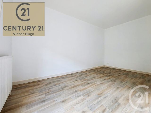 Appartement T1 à louer - 1 pièce - 25.0 m2 - LIMOGES - 87 - LIMOUSIN - Century 21 Victor Hugo