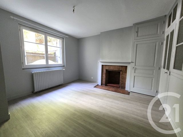Appartement F3 à louer - 3 pièces - 78.44 m2 - LIMOGES - 87 - LIMOUSIN - Century 21 Victor Hugo