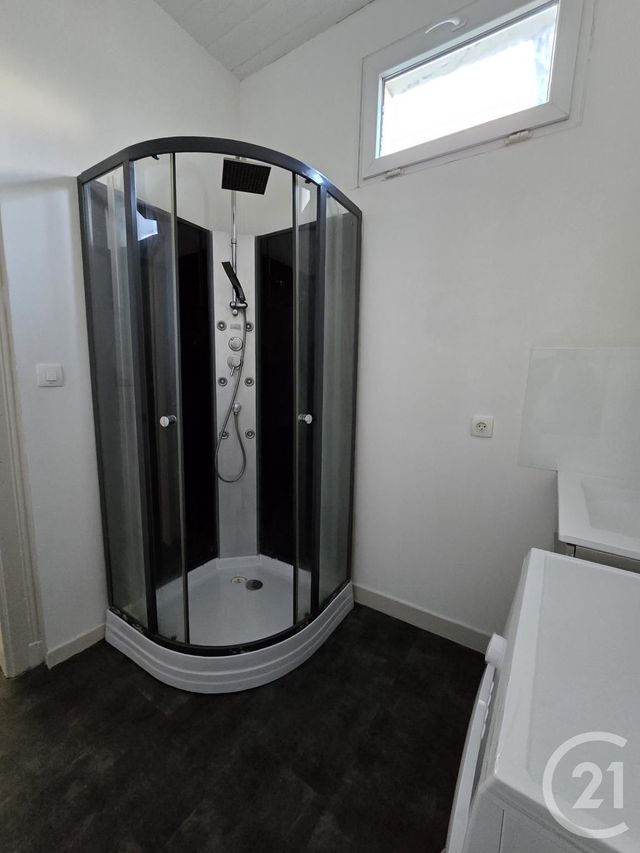 Appartement F2 à louer - 2 pièces - 45.0 m2 - LIMOGES - 87 - LIMOUSIN - Century 21 Victor Hugo