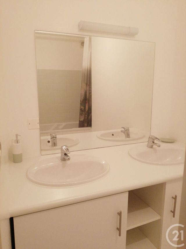 Appartement F3 à louer - 3 pièces - 80.47 m2 - LIMOGES - 87 - LIMOUSIN - Century 21 Victor Hugo