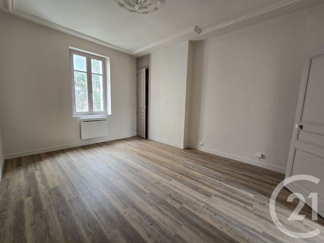 Appartement F1 à louer - 1 pièce - 30.3 m2 - LIMOGES - 87 - LIMOUSIN - Century 21 Victor Hugo