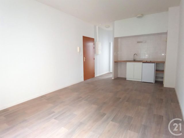 Appartement F1 à louer - 1 pièce - 28.48 m2 - LIMOGES - 87 - LIMOUSIN - Century 21 Victor Hugo
