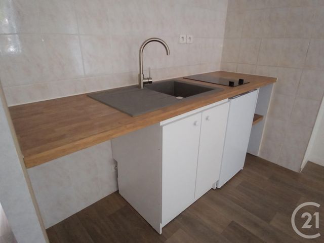 Appartement F1 à louer - 1 pièce - 28.48 m2 - LIMOGES - 87 - LIMOUSIN - Century 21 Victor Hugo