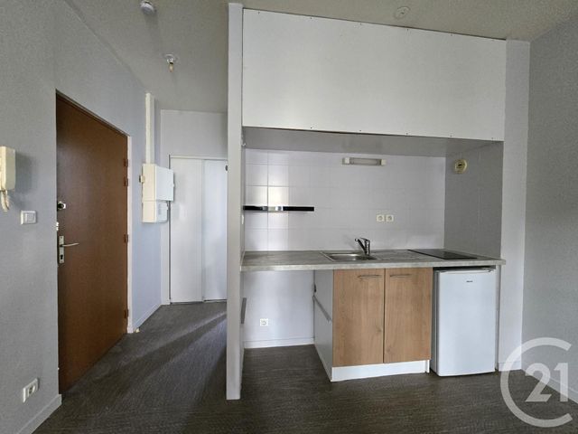 Appartement F1 à louer - 1 pièce - 28.08 m2 - LIMOGES - 87 - LIMOUSIN - Century 21 Victor Hugo