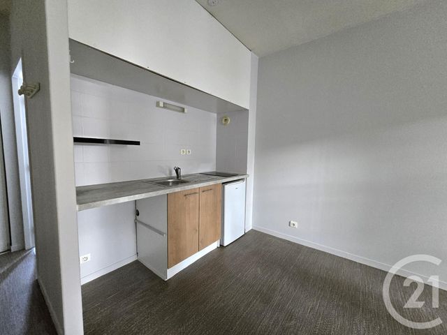 Appartement F1 à louer - 1 pièce - 28.08 m2 - LIMOGES - 87 - LIMOUSIN - Century 21 Victor Hugo