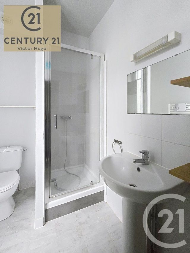 Appartement F1 à louer - 1 pièce - 28.08 m2 - LIMOGES - 87 - LIMOUSIN - Century 21 Victor Hugo