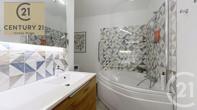 Appartement à vendre - 4 pièces - 104.05 m2 - LIMOGES - 87 - LIMOUSIN - Century 21 Victor Hugo