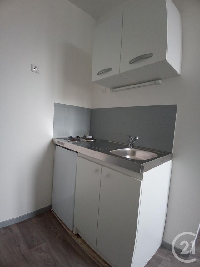Appartement Studio à louer - 1 pièce - 14.35 m2 - LIMOGES - 87 - LIMOUSIN - Century 21 Victor Hugo