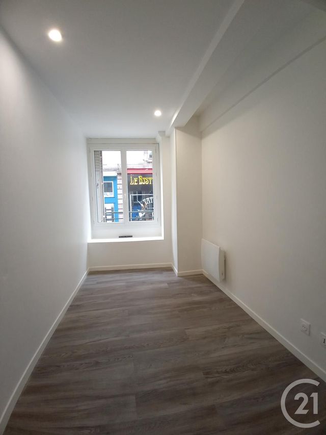 Appartement F1 à louer - 1 pièce - 26.39 m2 - LIMOGES - 87 - LIMOUSIN - Century 21 Victor Hugo