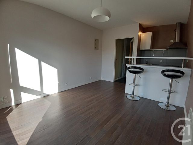 Appartement Studio à louer - 1 pièce - 23.0 m2 - LIMOGES - 87 - LIMOUSIN - Century 21 Victor Hugo