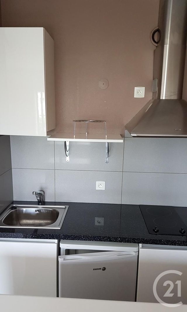 Appartement Studio à louer - 1 pièce - 23.0 m2 - LIMOGES - 87 - LIMOUSIN - Century 21 Victor Hugo