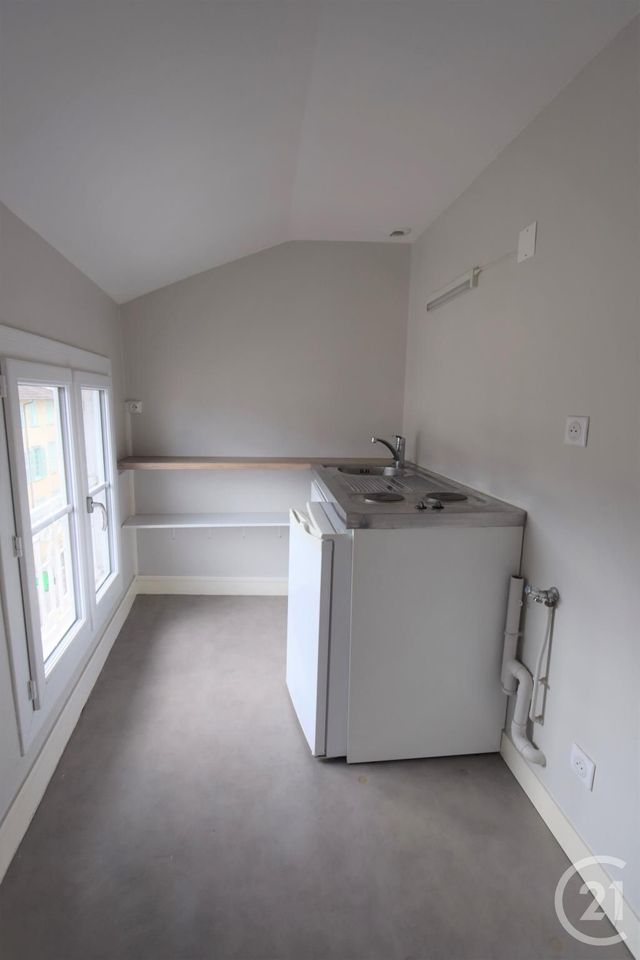 Appartement F1 à louer - 1 pièce - 22.25 m2 - LIMOGES - 87 - LIMOUSIN - Century 21 Victor Hugo