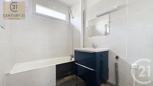 Appartement F3 à vendre - 3 pièces - 63.56 m2 - LIMOGES - 87 - LIMOUSIN - Century 21 Victor Hugo