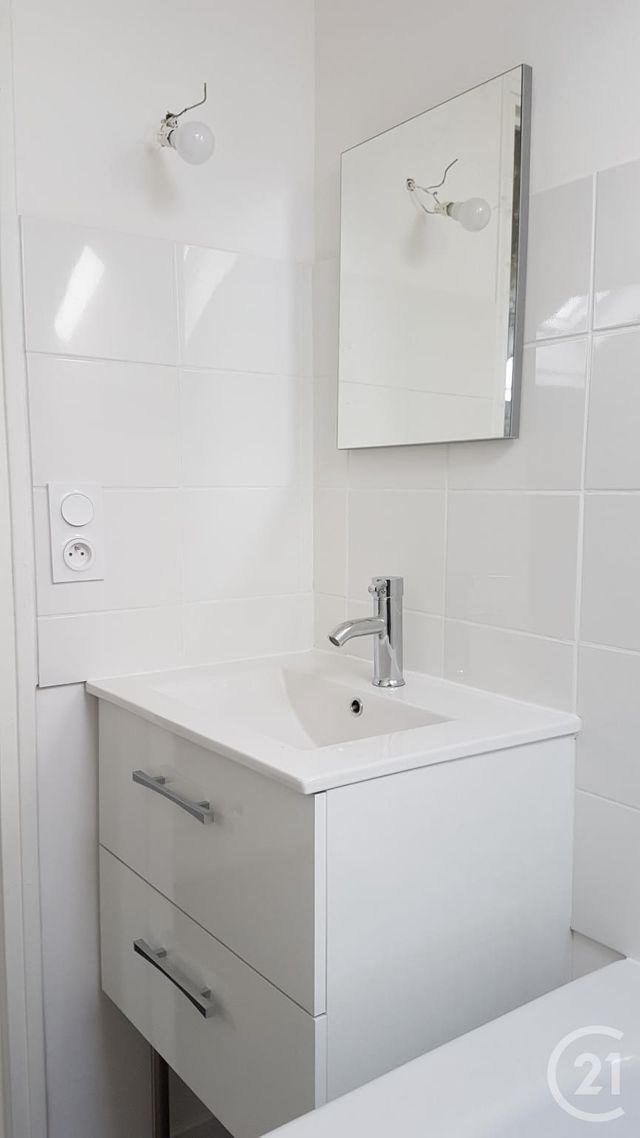 Appartement F2 à louer - 2 pièces - 23.44 m2 - LIMOGES - 87 - LIMOUSIN - Century 21 Victor Hugo