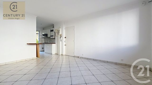 Appartement F3 à vendre - 3 pièces - 51.04 m2 - LIMOGES - 87 - LIMOUSIN - Century 21 Victor Hugo